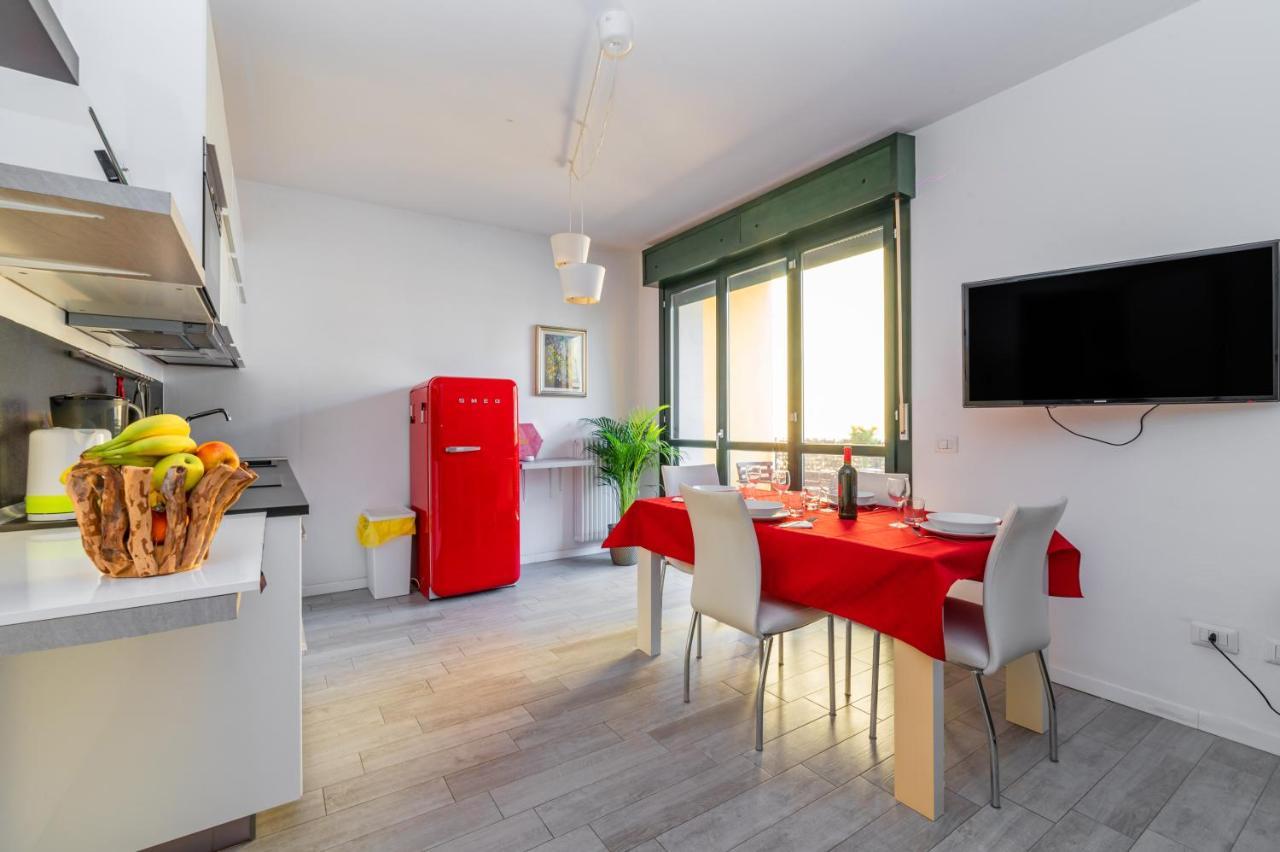 Parma Residential Apartment Con Balcone Exterior foto